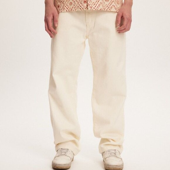 Baggy Denim - Picture 2 of 3